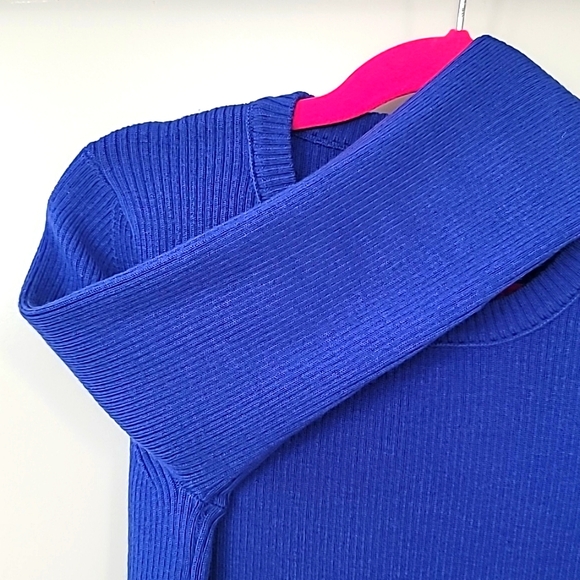 J. Crew Women's Merino Wool Crew Neck Sweater, Size XS - Picture 4 of 11